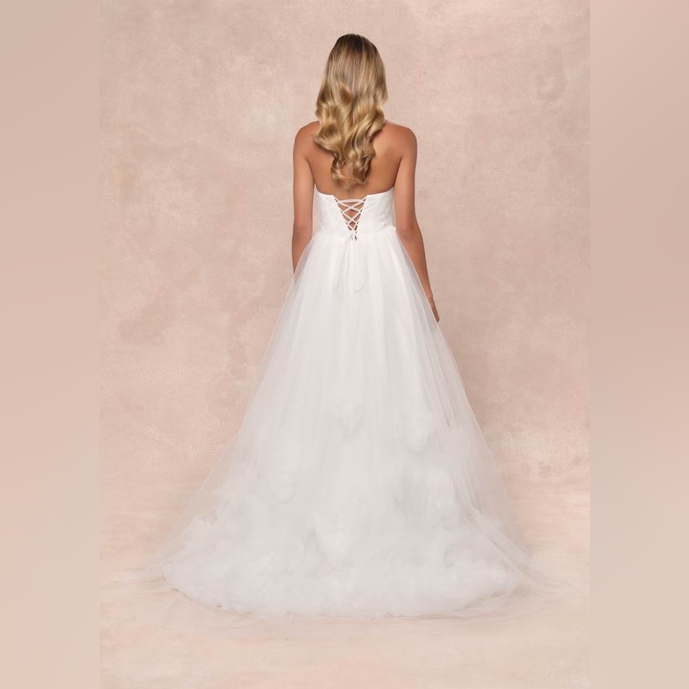 Lulus Beloved Vow Strapless Wedding Dress Small White Tulle 3D Flower Pleated - Picture 3 of 12